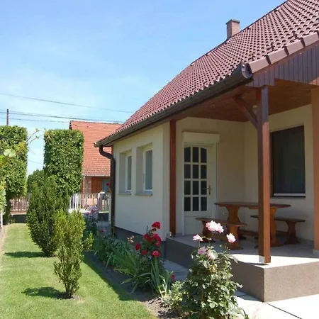 In 19233 Balatonmáriafürdő