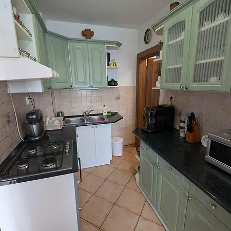 Apartment In Balatonmariafürdo 19233 Balatonkeresztúr